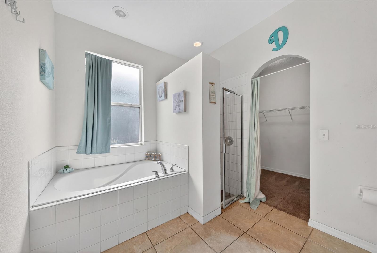 KRENSON WOODS - Residential