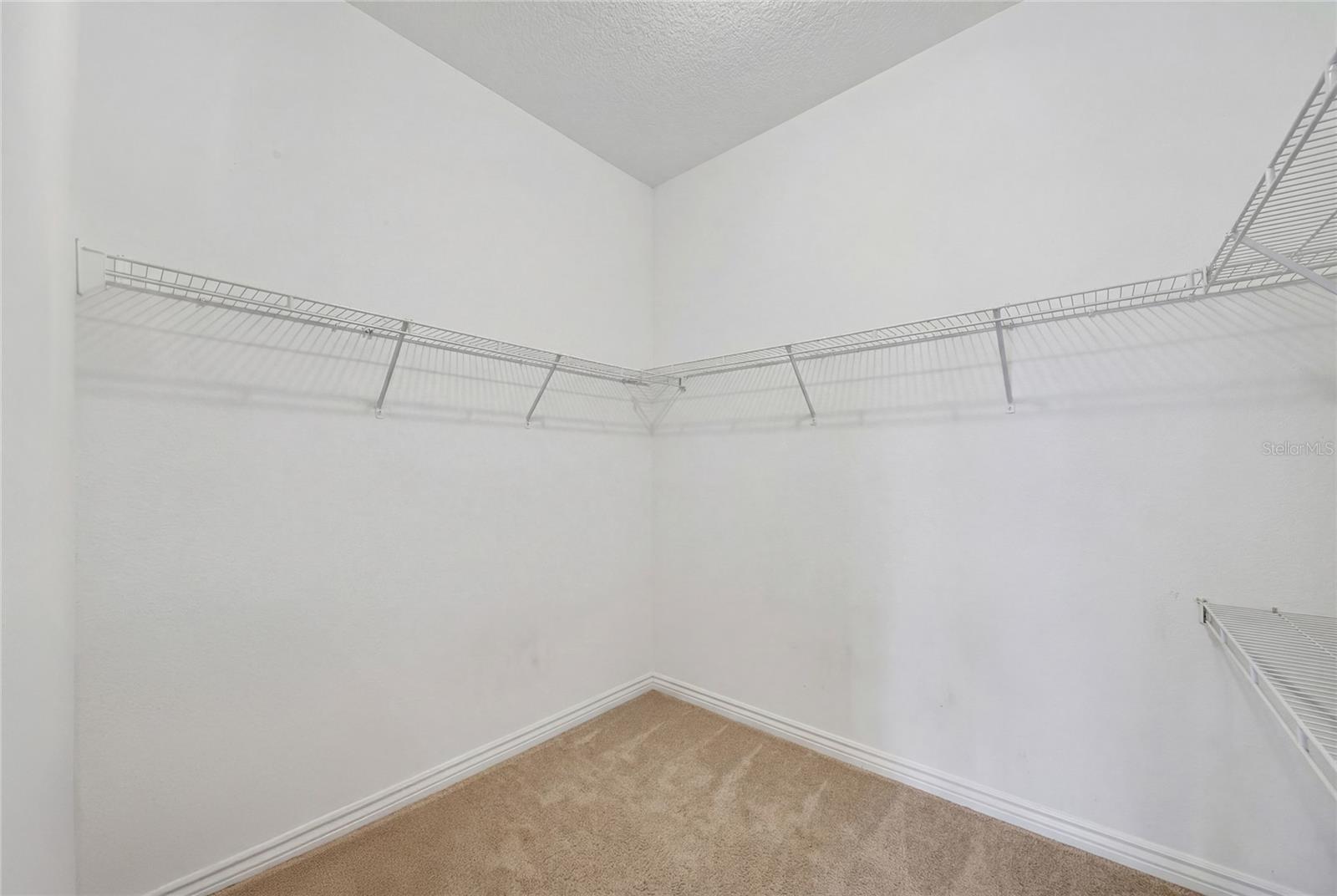 KRENSON WOODS - Residential