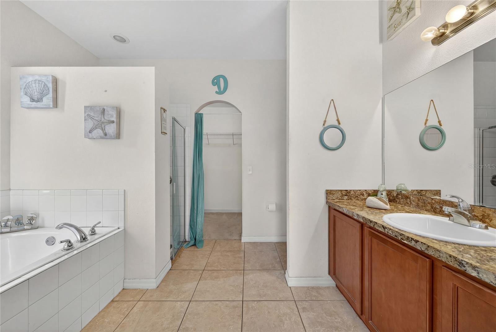 KRENSON WOODS - Residential