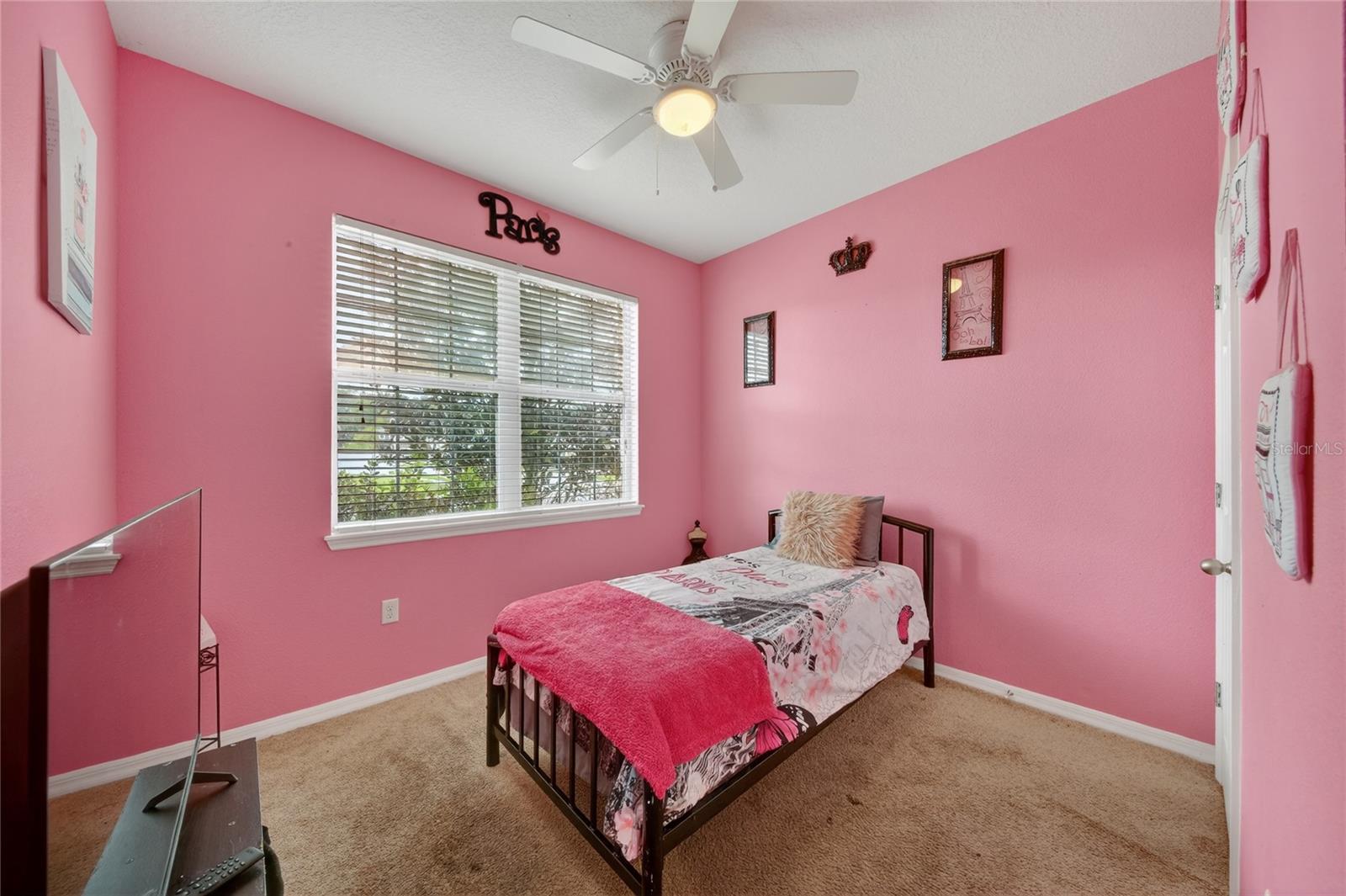 KRENSON WOODS - Residential