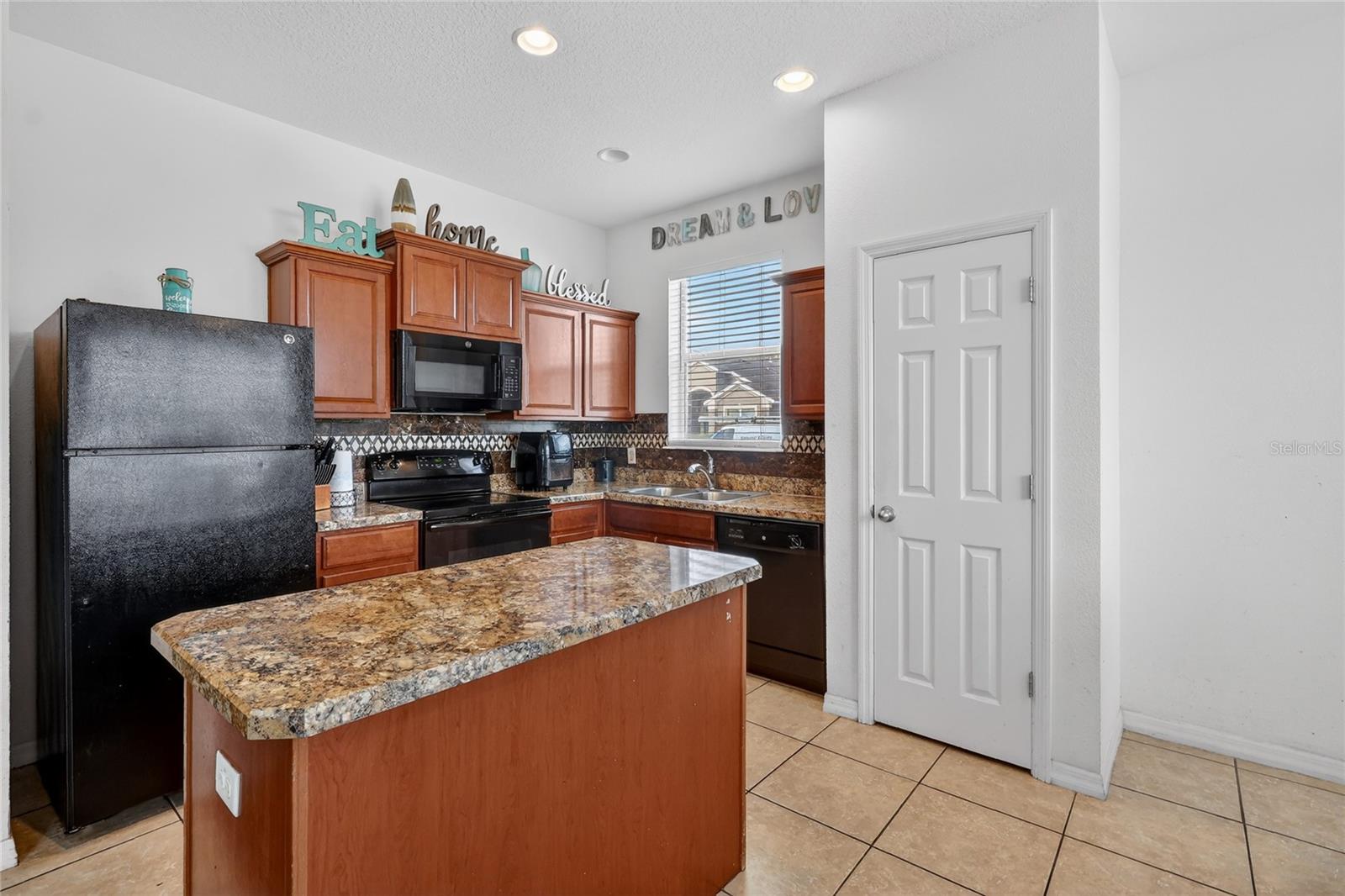 KRENSON WOODS - Residential