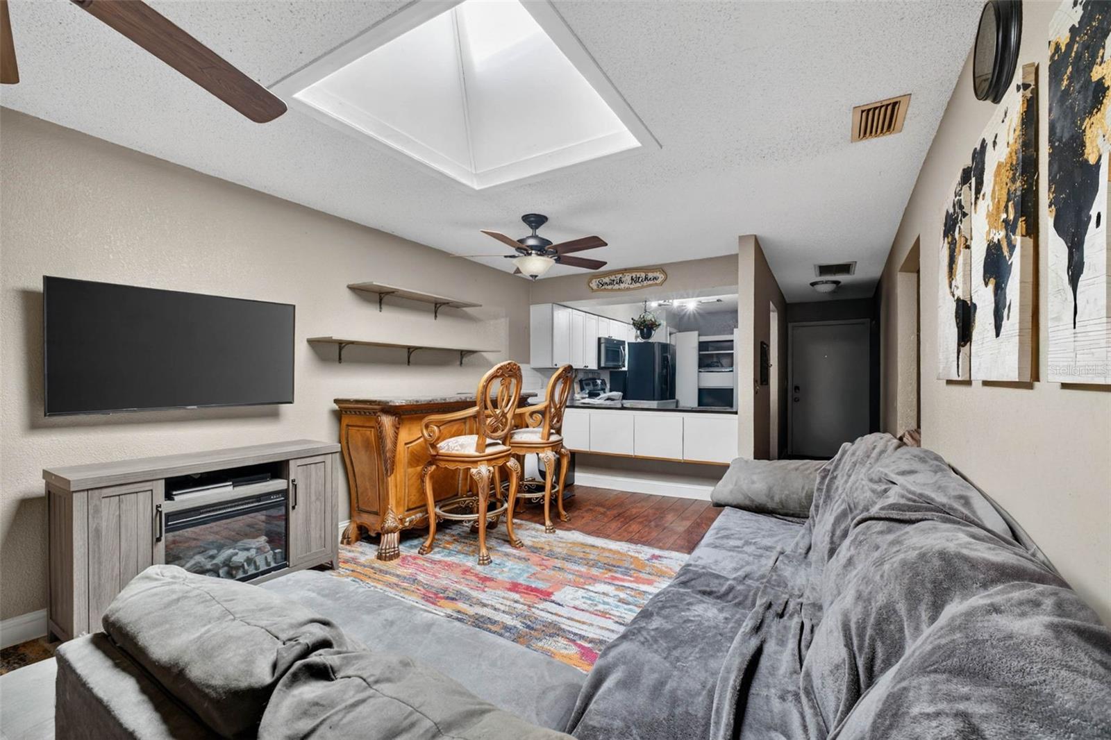 VILLAS OF BONNIE BAY - Residential