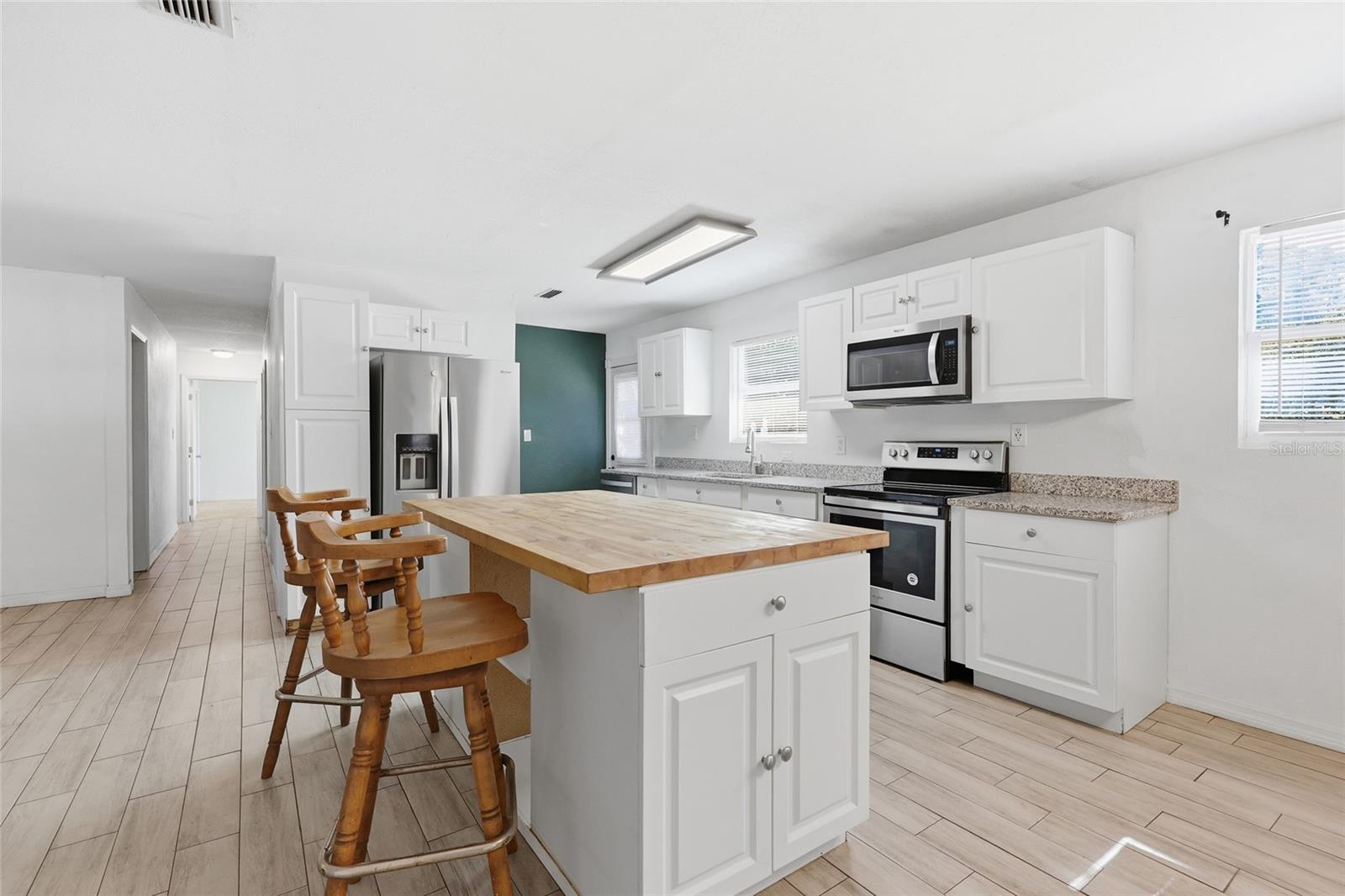 CAROL ESTATES EAST - Residential