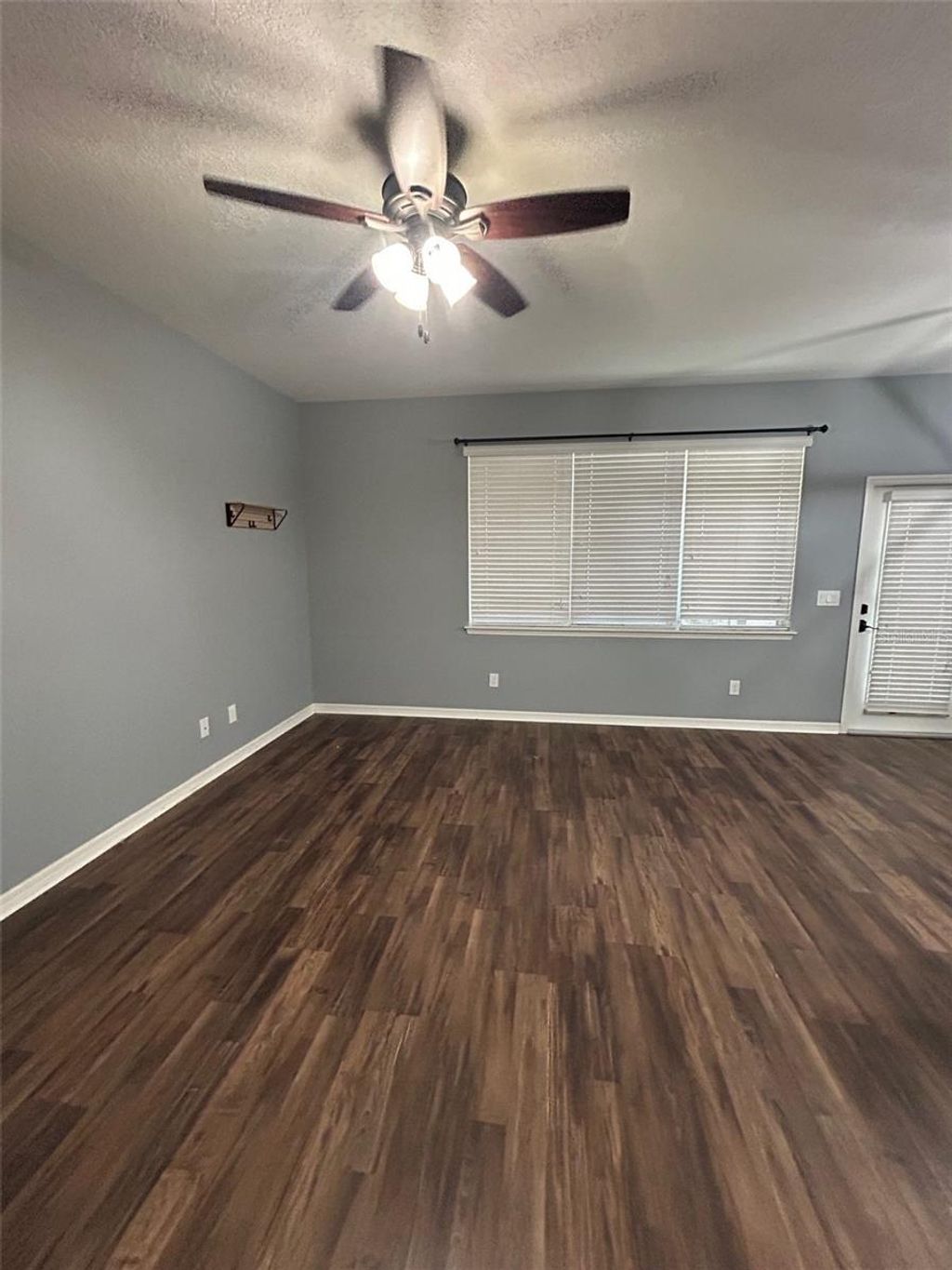 Photo of 106 Zamora Place, Oviedo, FL 32765 (MLS # O6375121)