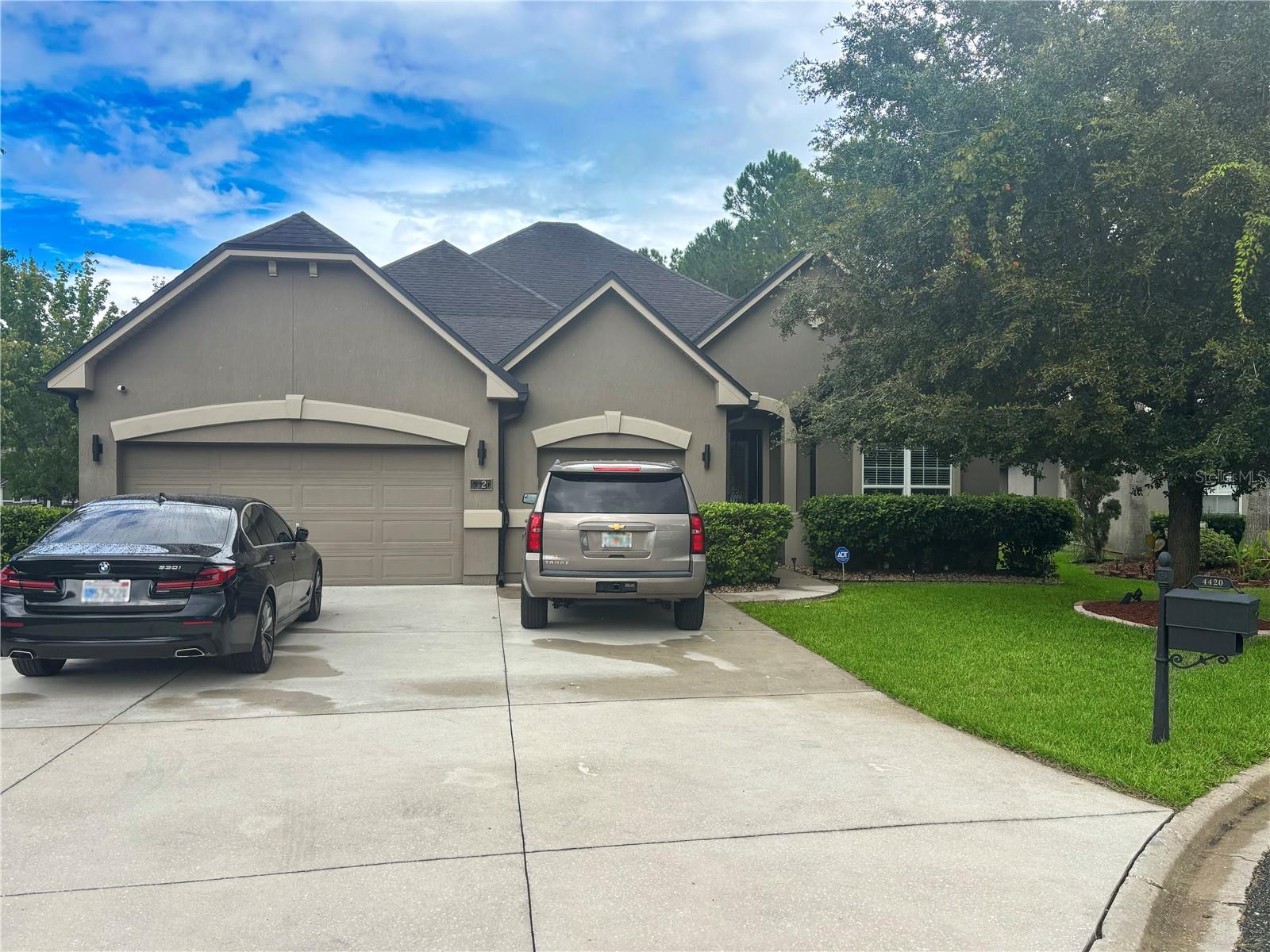 4420 CASTLE PALM COURT