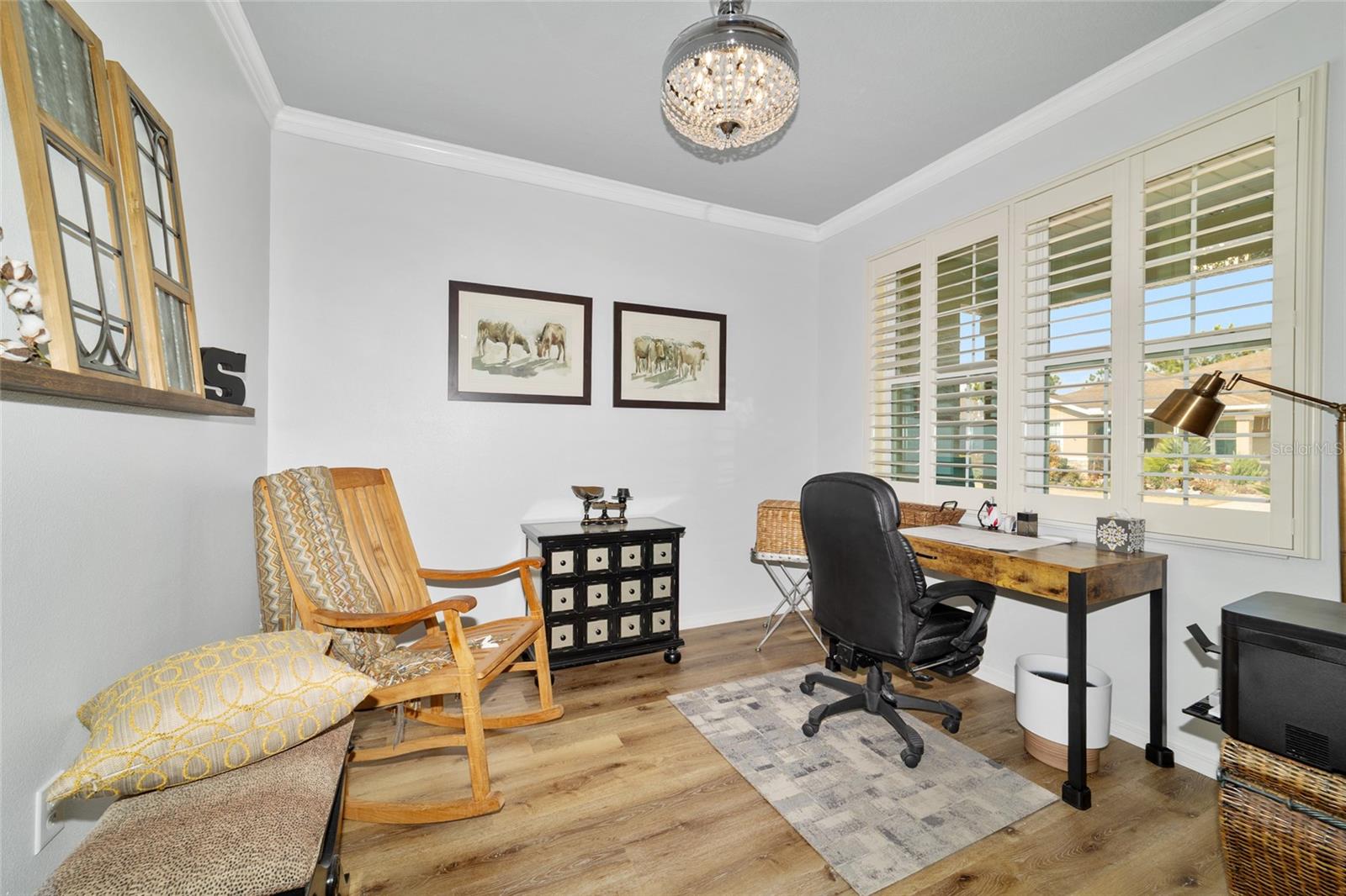 ON TOP OF THE WORLD - Residential