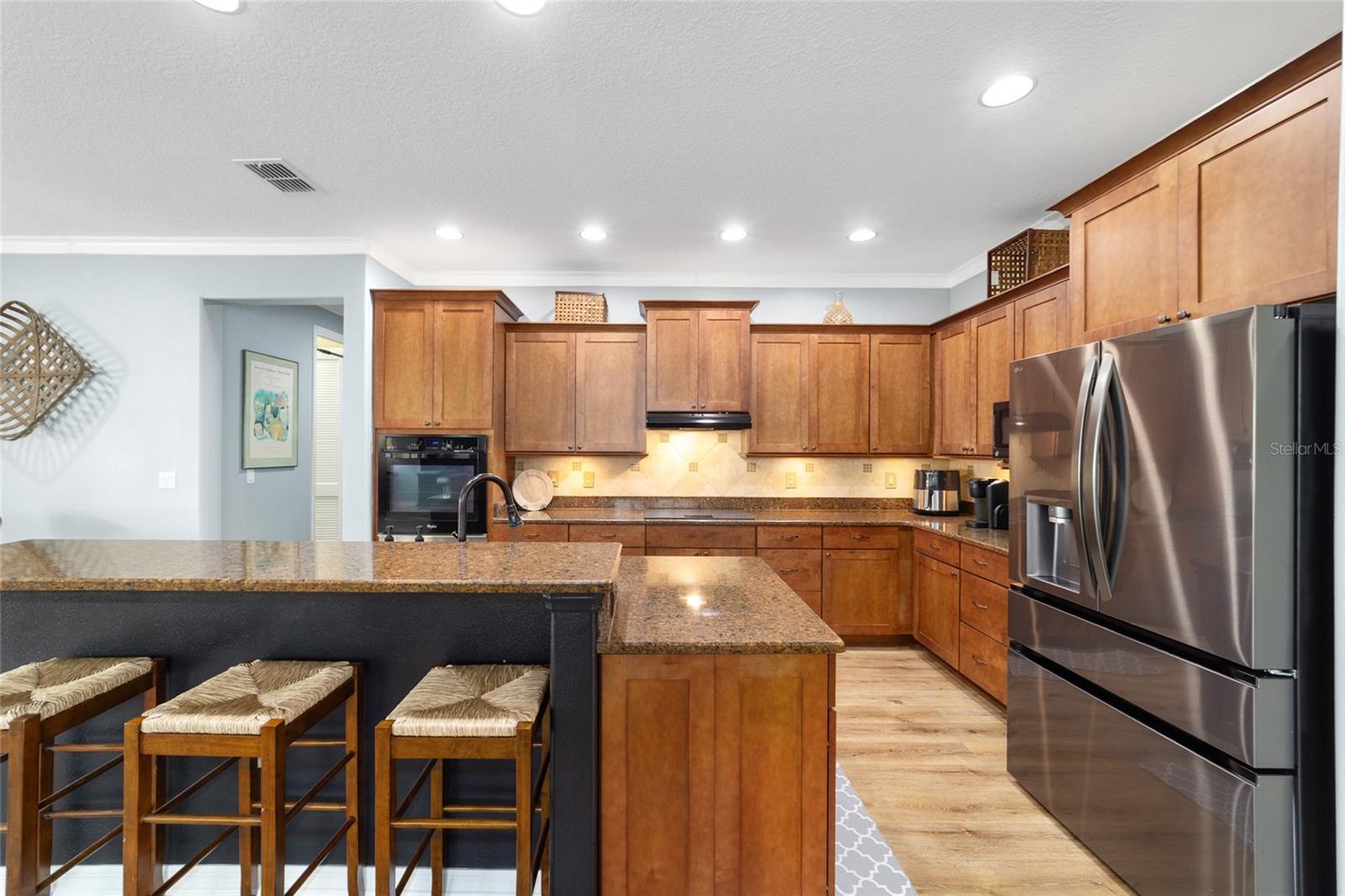 ON TOP OF THE WORLD - Residential