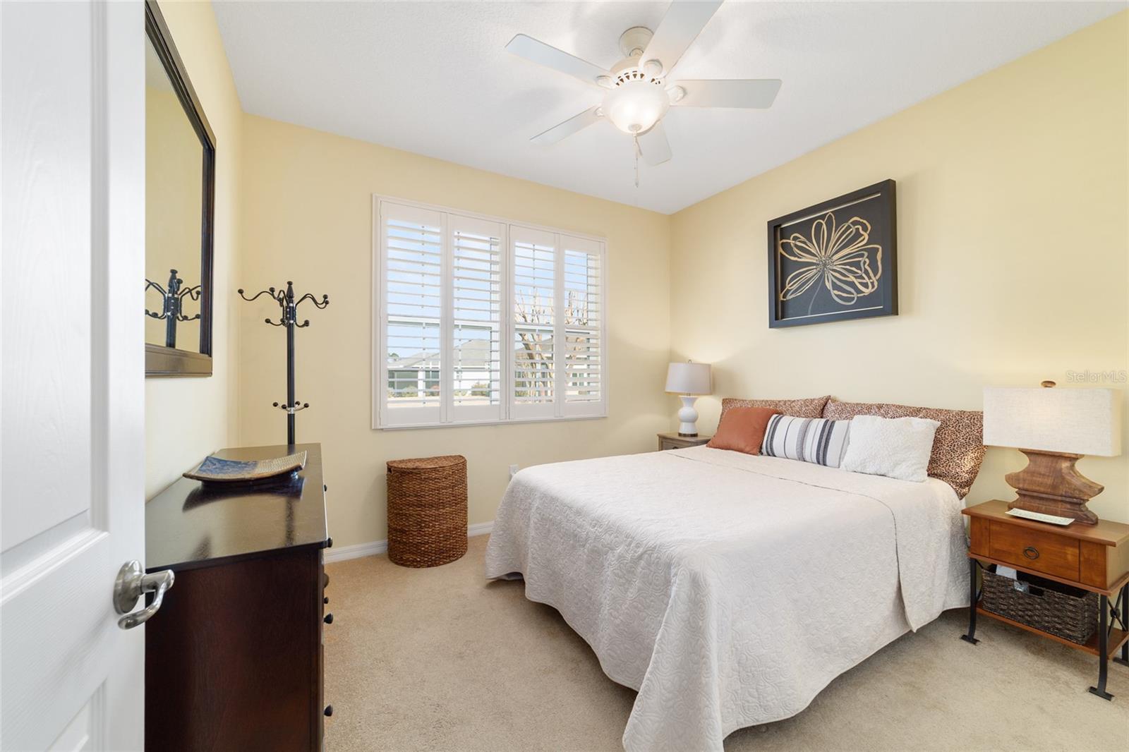 ON TOP OF THE WORLD - Residential