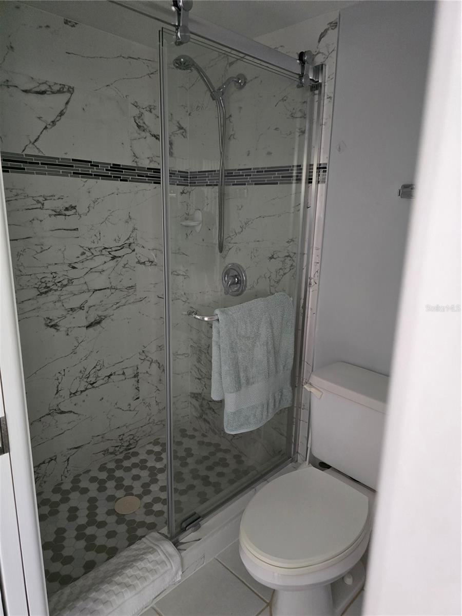 PALM MANOR PH 03 - Residential