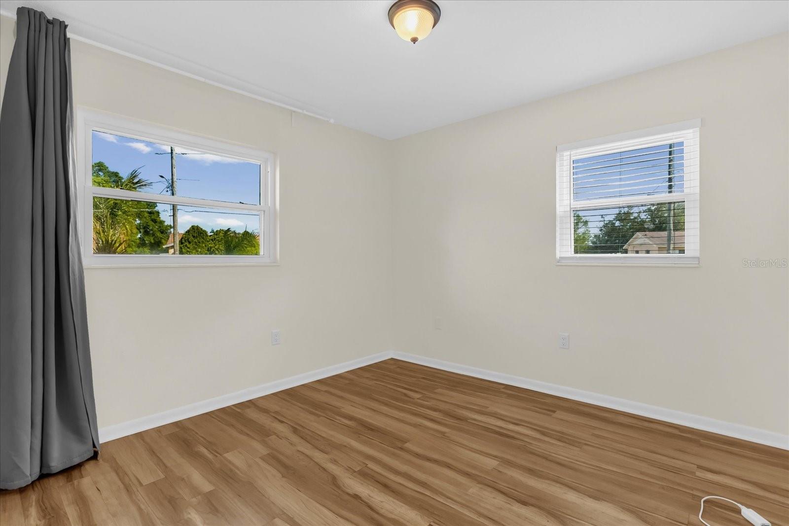 ENGELWOOD PARK - Residential