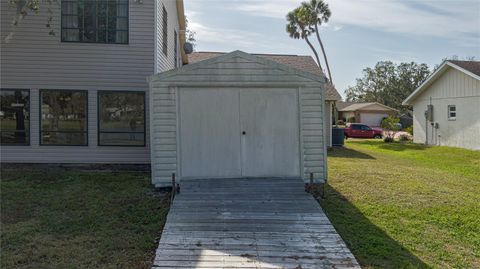 A home in PALMETTO