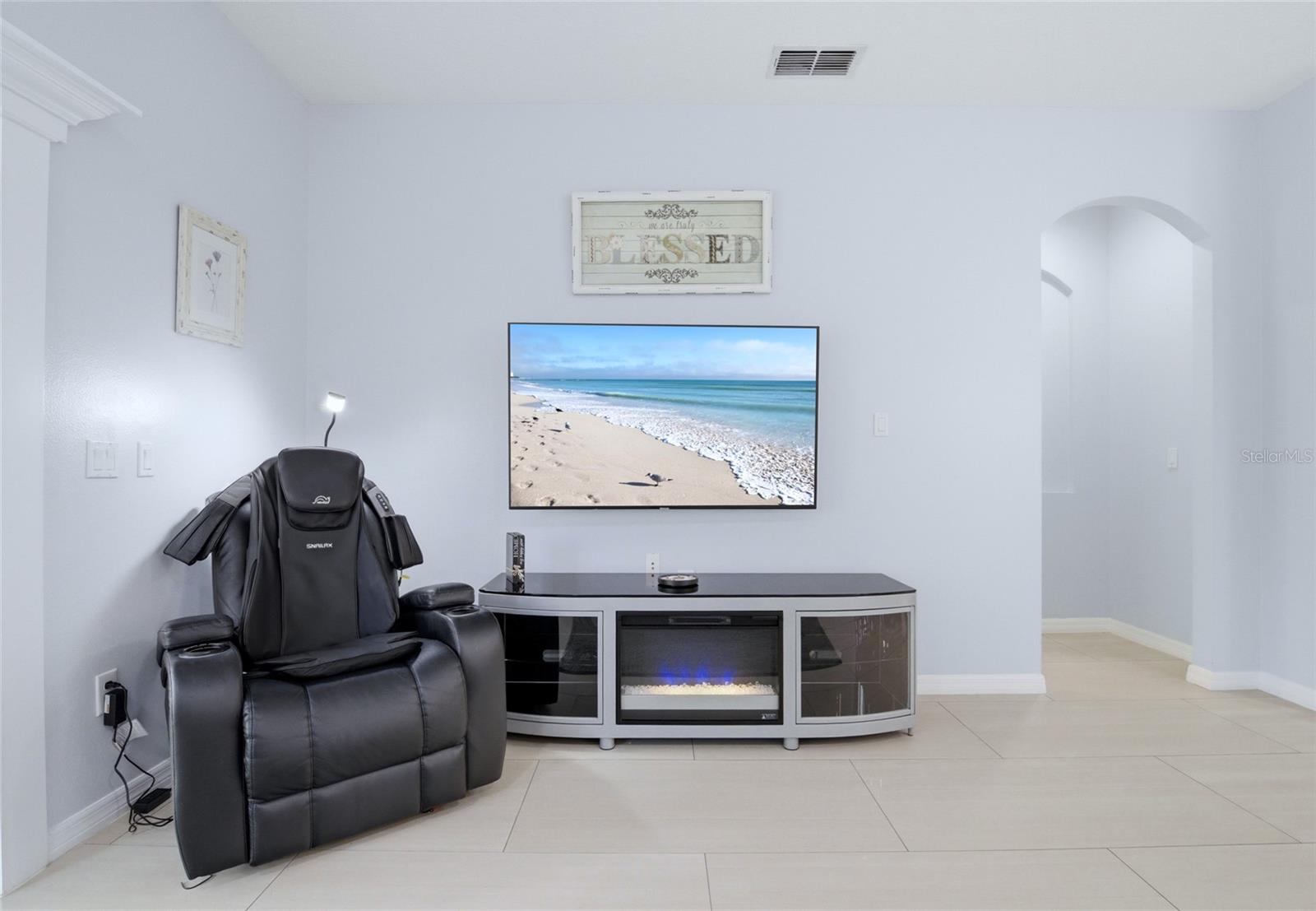 AVALON LAKES PH 02 VLGS E & H - Residential