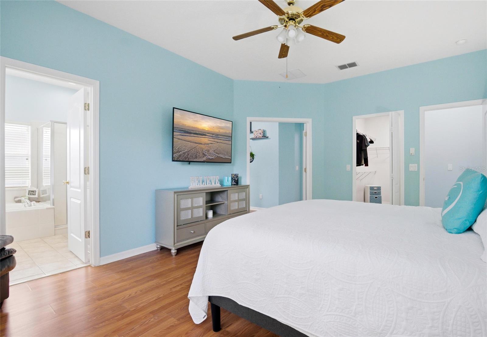 AVALON LAKES PH 02 VLGS E & H - Residential