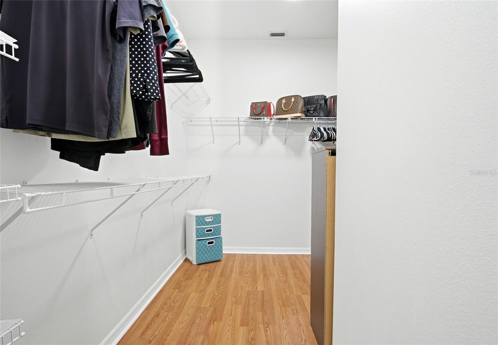 AVALON LAKES PH 02 VLGS E & H - Residential