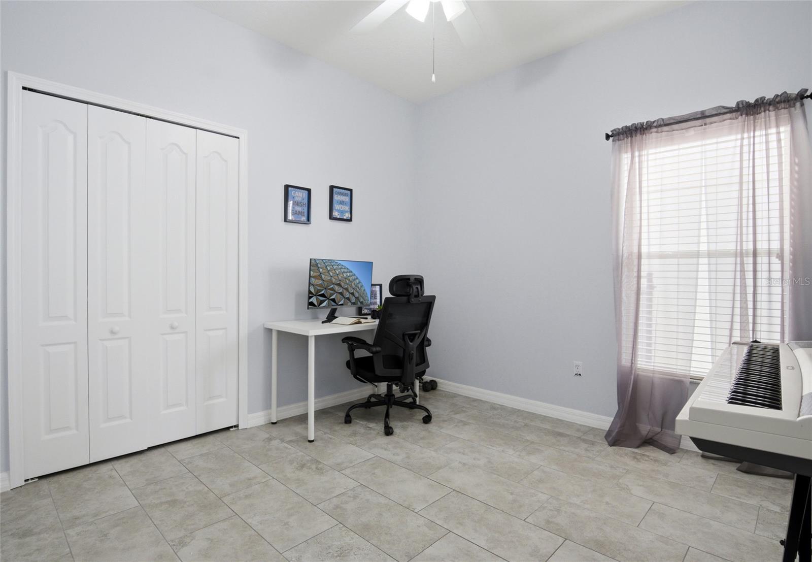 AVALON LAKES PH 02 VLGS E & H - Residential