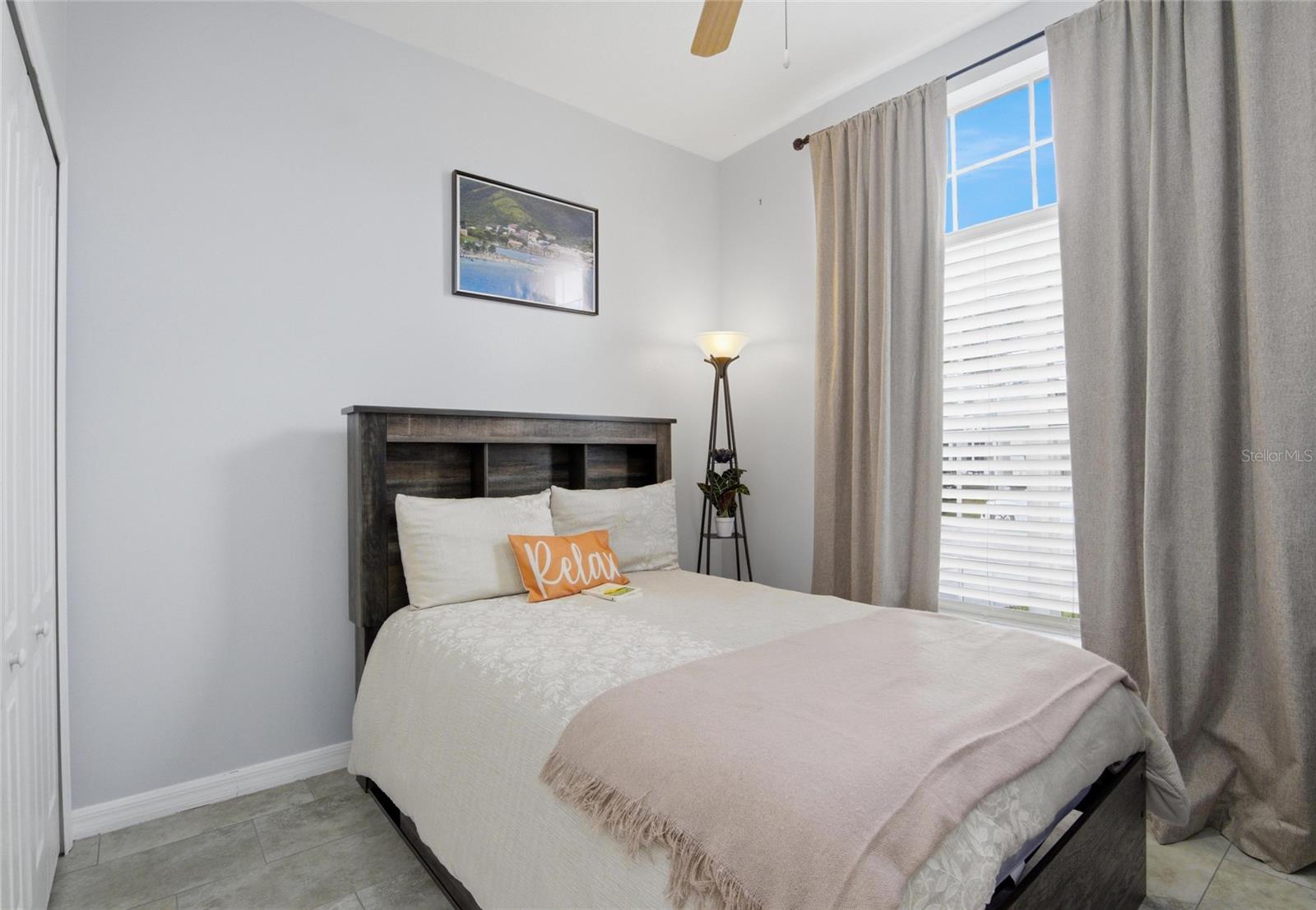 AVALON LAKES PH 02 VLGS E & H - Residential