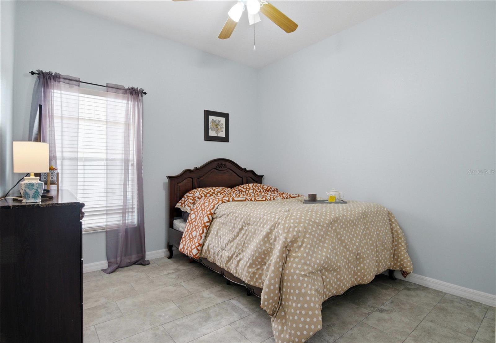 AVALON LAKES PH 02 VLGS E & H - Residential