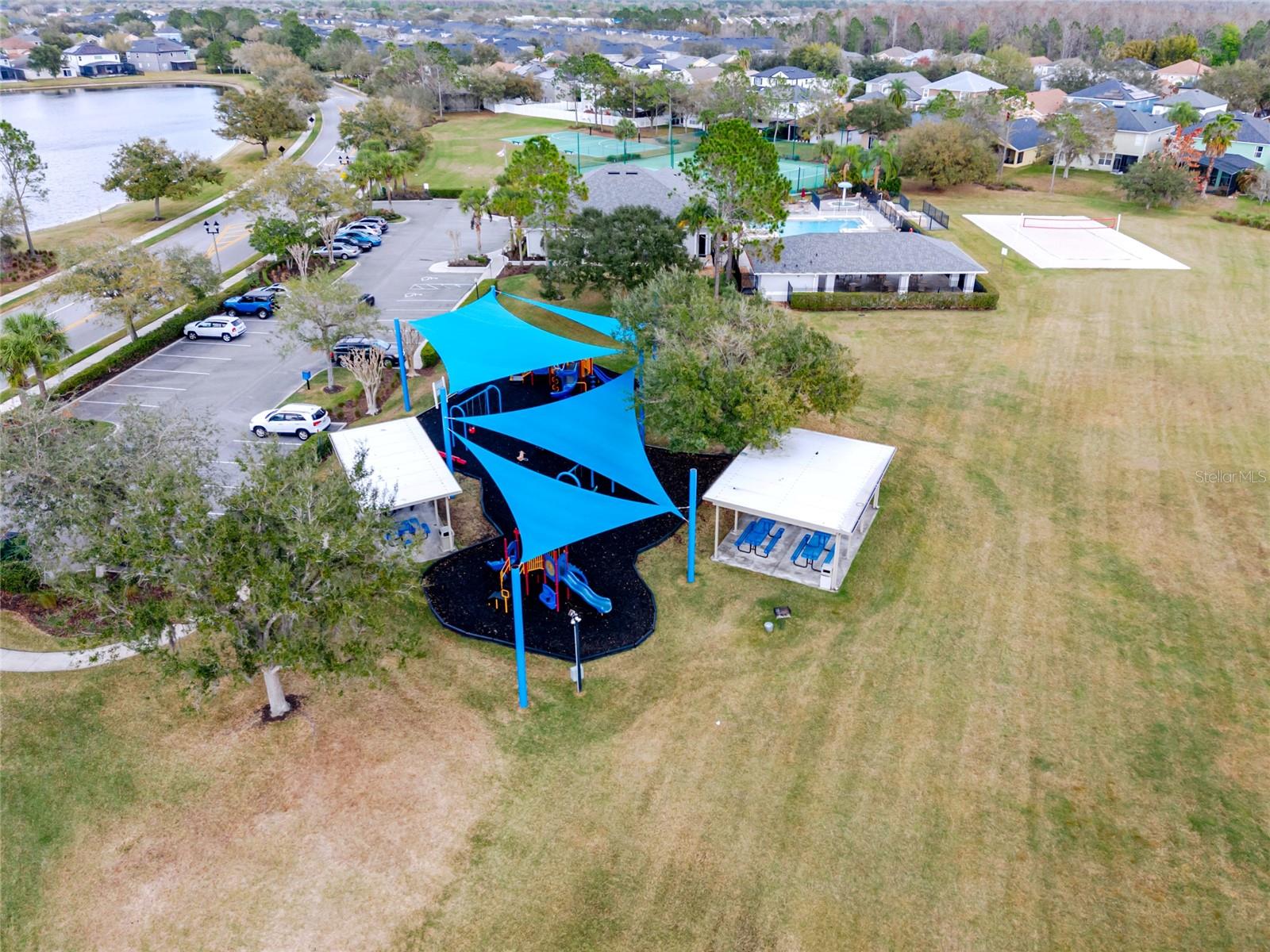 AVALON LAKES PH 02 VLGS E & H - Residential