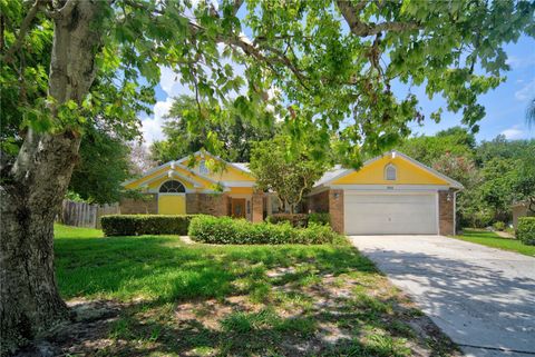 Photo of 2600 Clementon Park Court, Orlando, FL 32835 (MLS # O6417728)