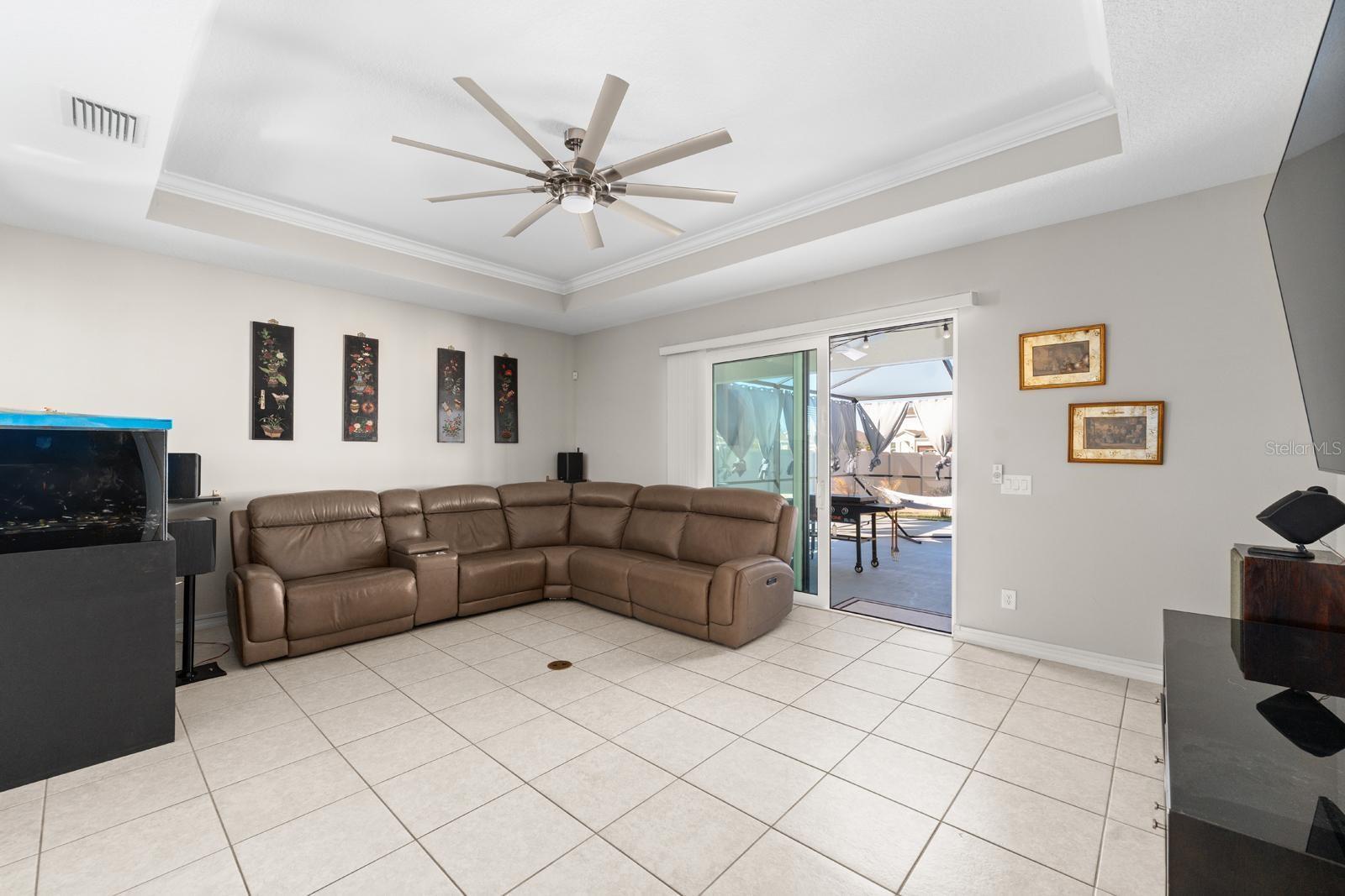 LAKESIDE PH 6 - Residential