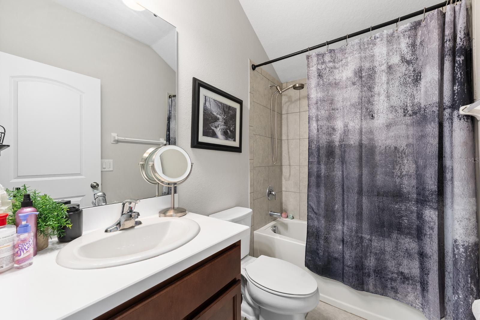 LAKESIDE PH 6 - Residential