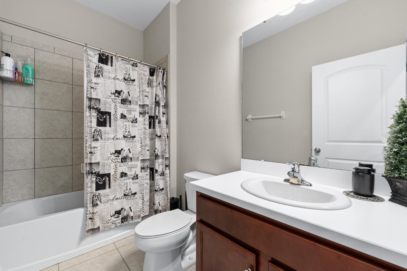 LAKESIDE PH 6 - Residential