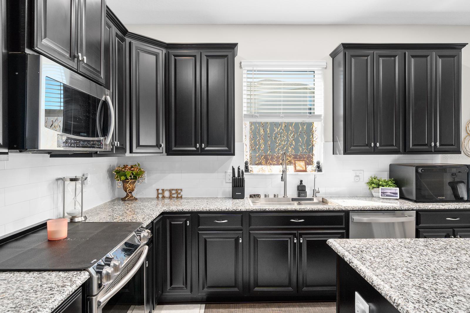 LAKESIDE PH 6 - Residential