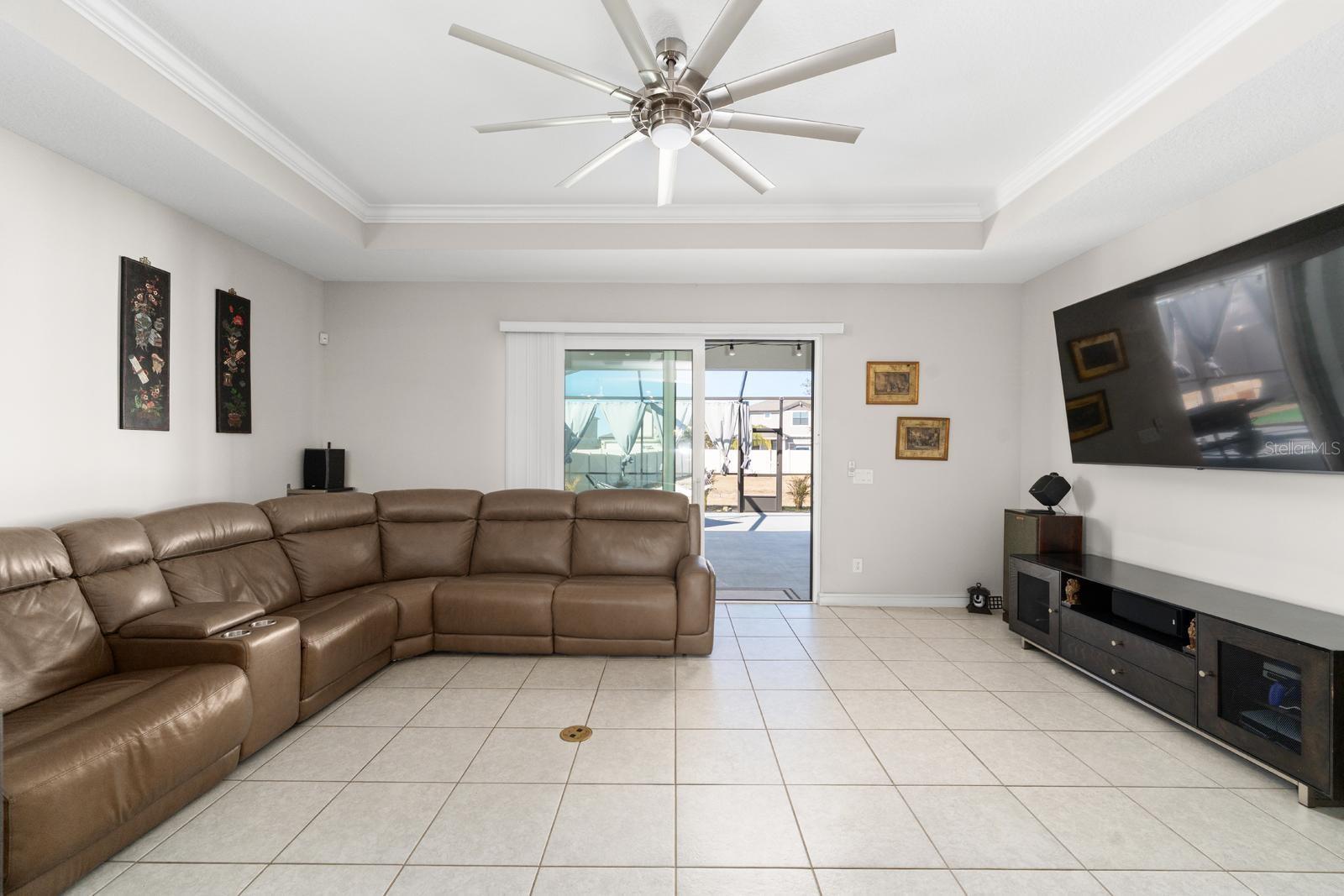 LAKESIDE PH 6 - Residential