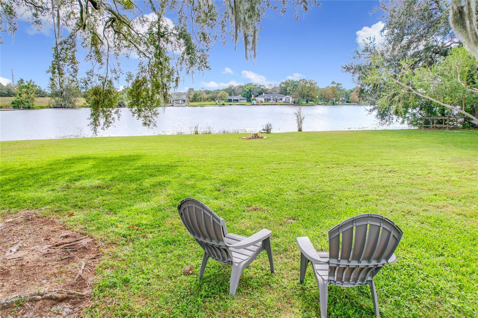 119 LAKE DRIVE