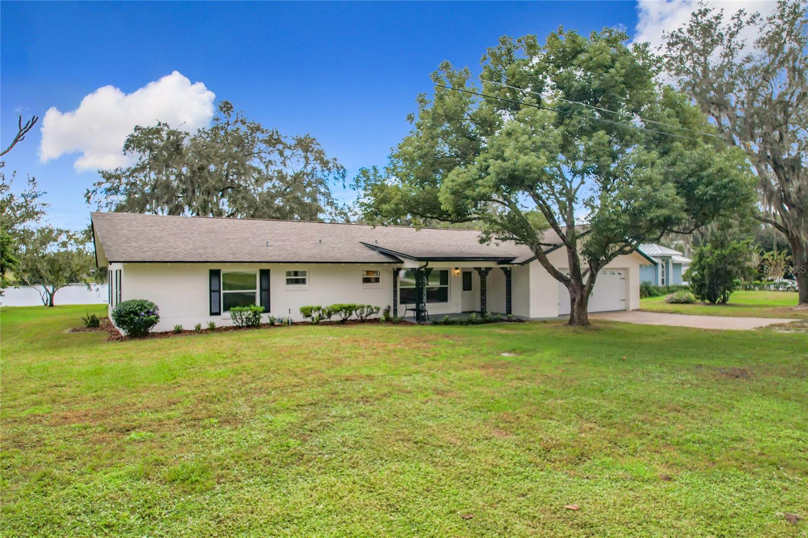 119 LAKE DRIVE