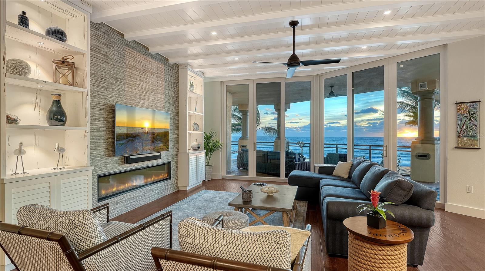 VIZCAYA AT LONGBOAT KEY PH 01 - Residential