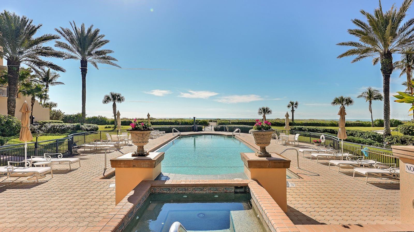 VIZCAYA AT LONGBOAT KEY PH 01 - Residential
