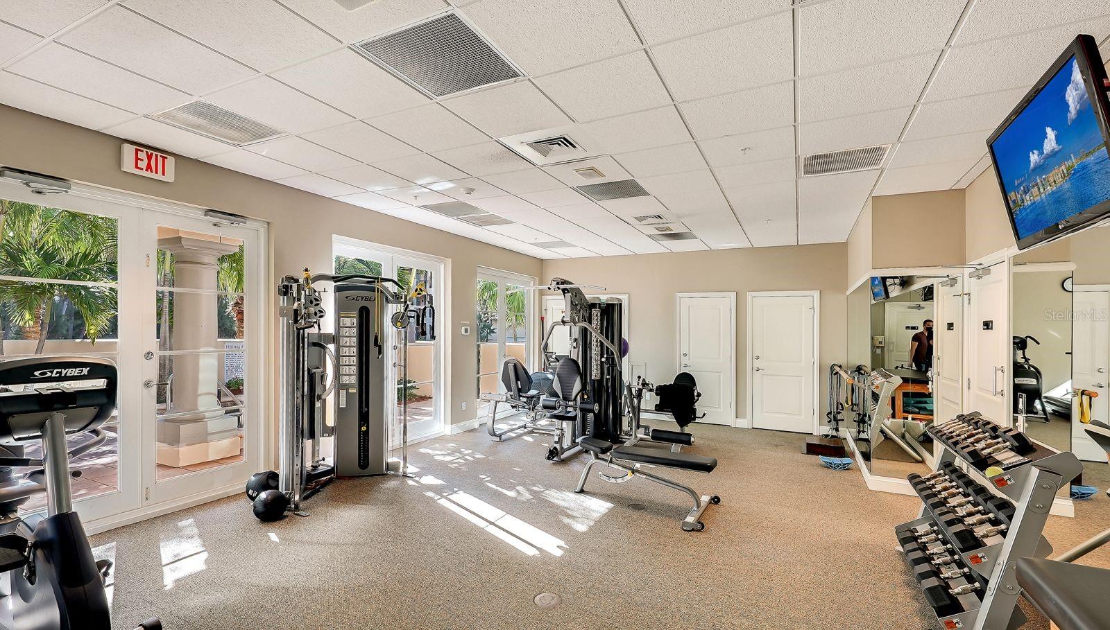 VIZCAYA AT LONGBOAT KEY PH 01 - Residential