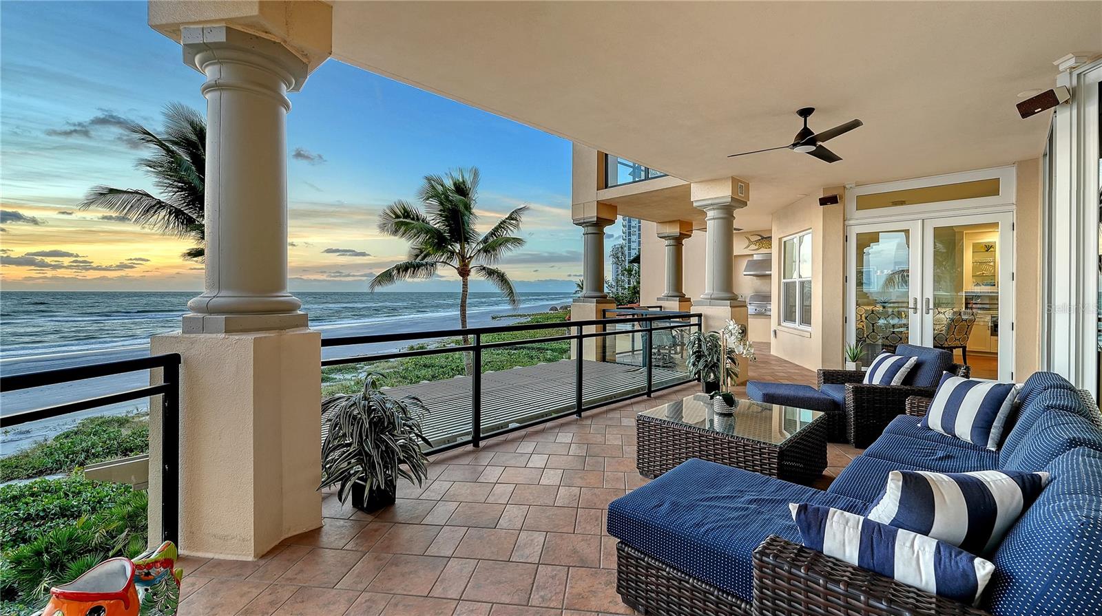 VIZCAYA AT LONGBOAT KEY PH 01 - Residential