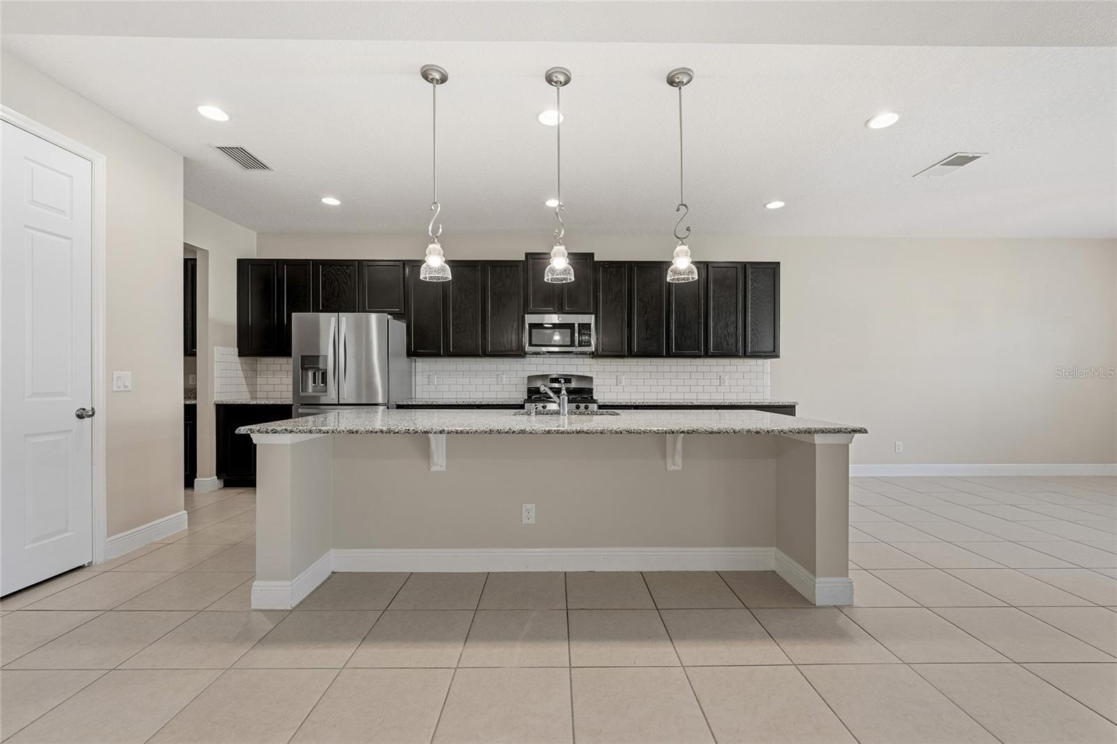 ARDMORE RESERVE PH III - Residential