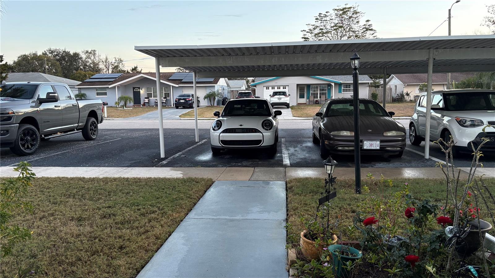 TWIN LAKES VILLAGE - Residential