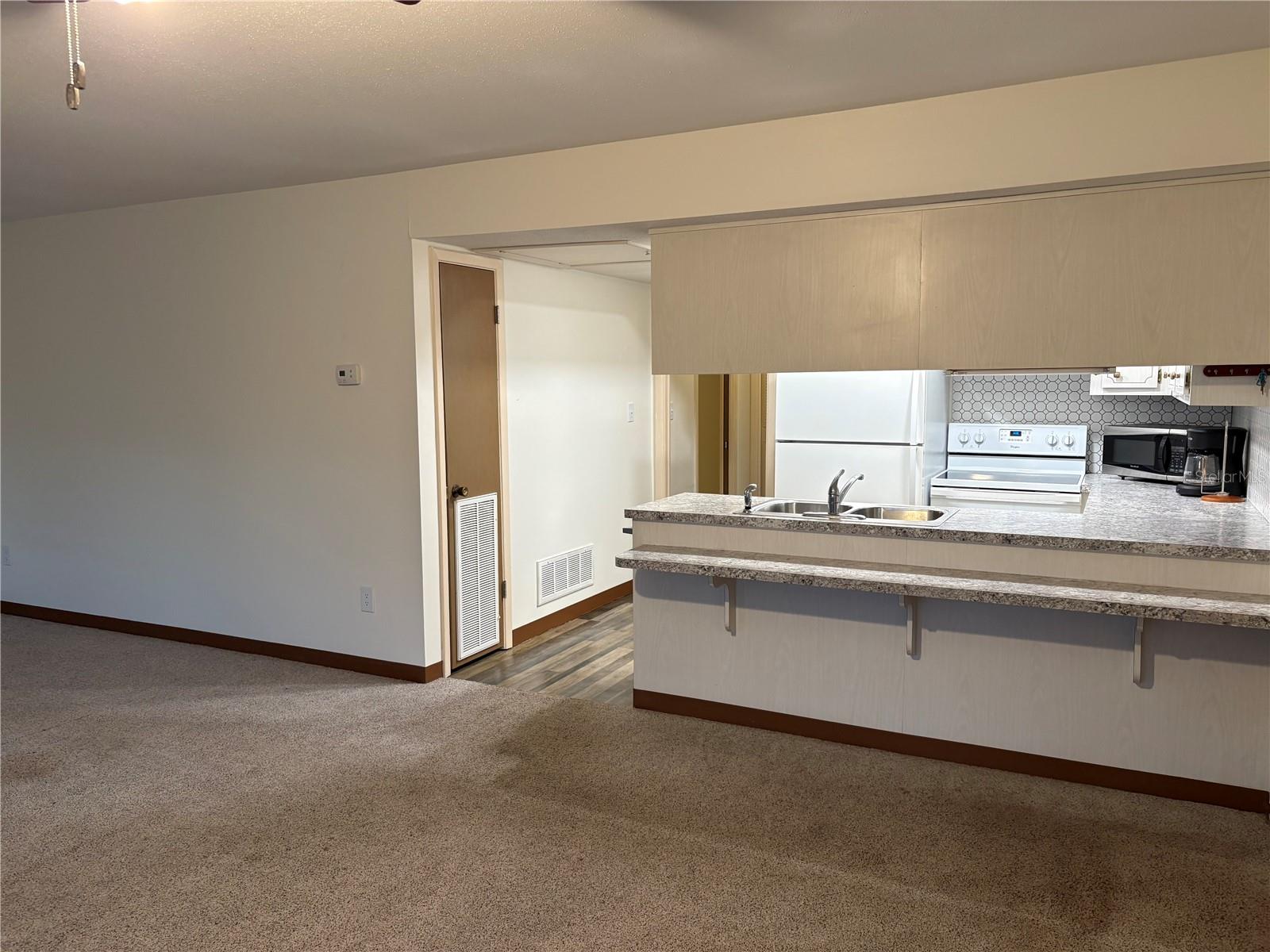 TWIN LAKES VILLAGE - Residential