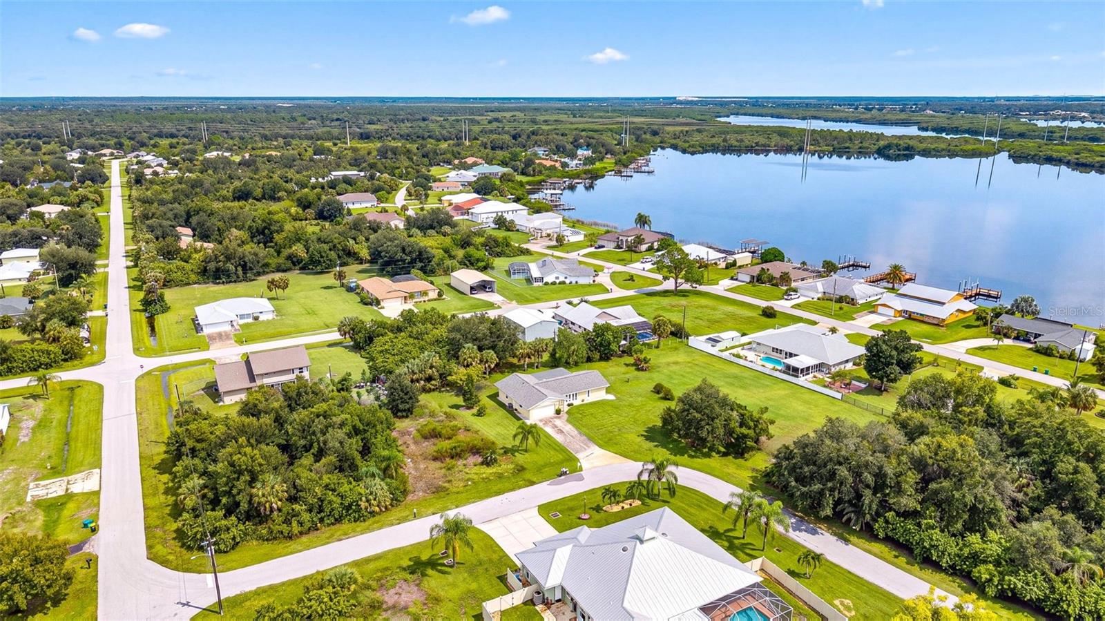 2258 TRITON TERRACE, PUNTA GORDA, FL, 33983 2 2258 TRITON TERRACE