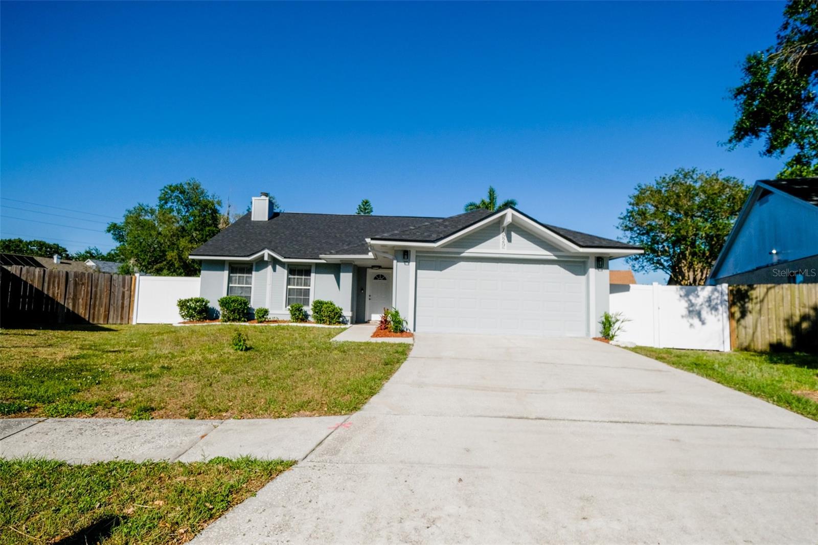 1529 HIGH KNOLL DRIVE