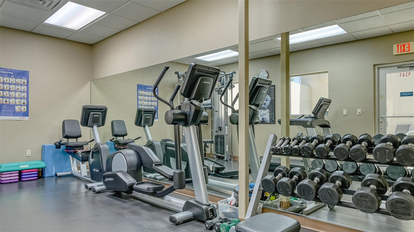 MARQUEE EN VILLE - Residential