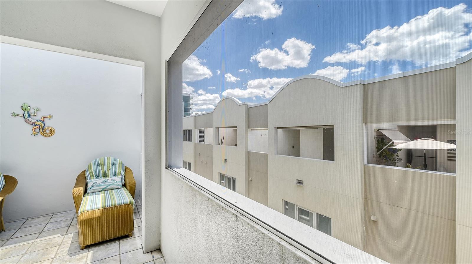 MARQUEE EN VILLE - Residential