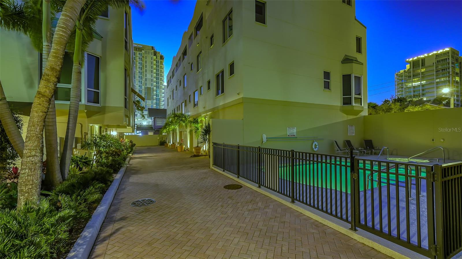 MARQUEE EN VILLE - Residential