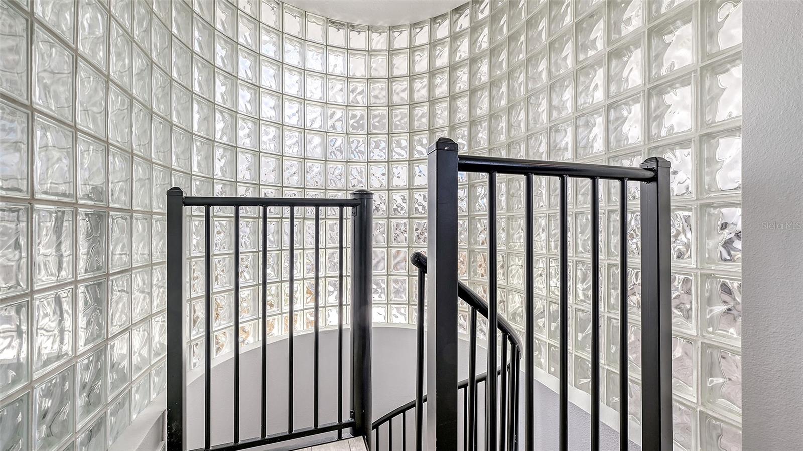 MARQUEE EN VILLE - Residential