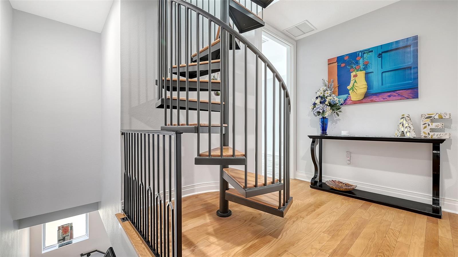 MARQUEE EN VILLE - Residential