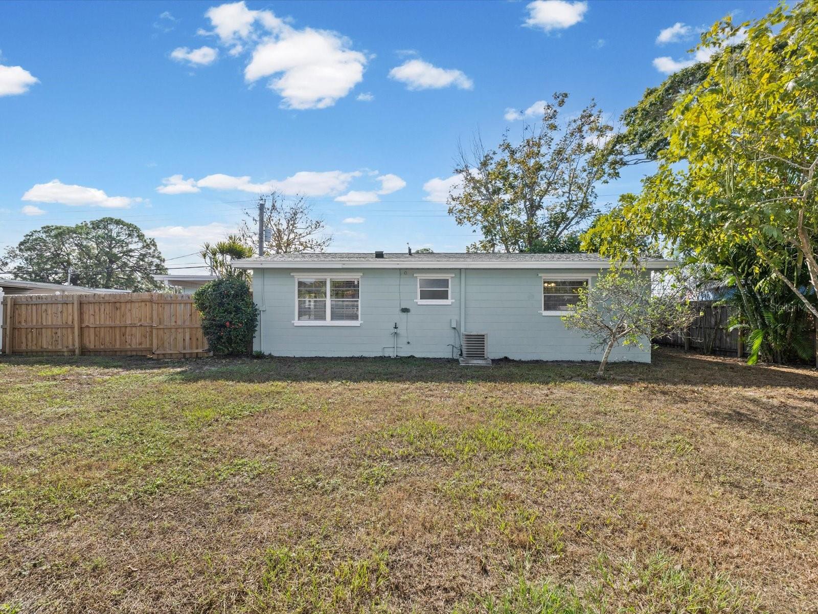 GANDY GARDENS 5 - Residential