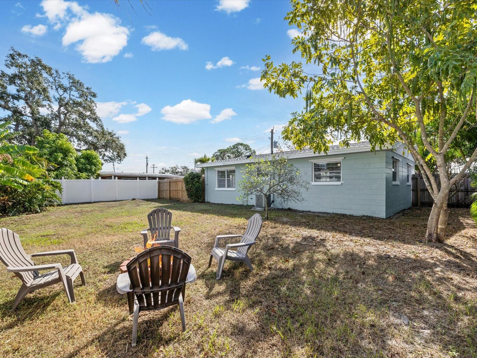 GANDY GARDENS 5 - Residential