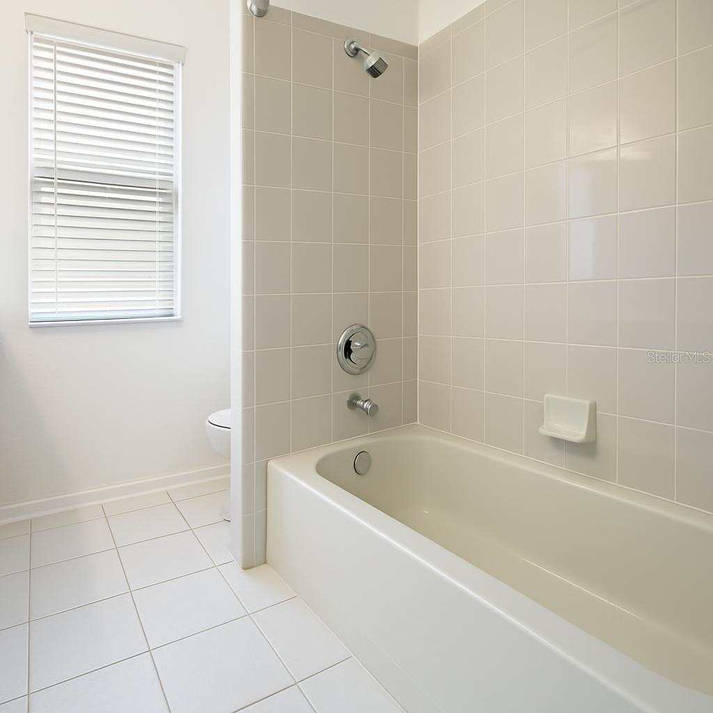 CAMERON GROVE - Residential Lease