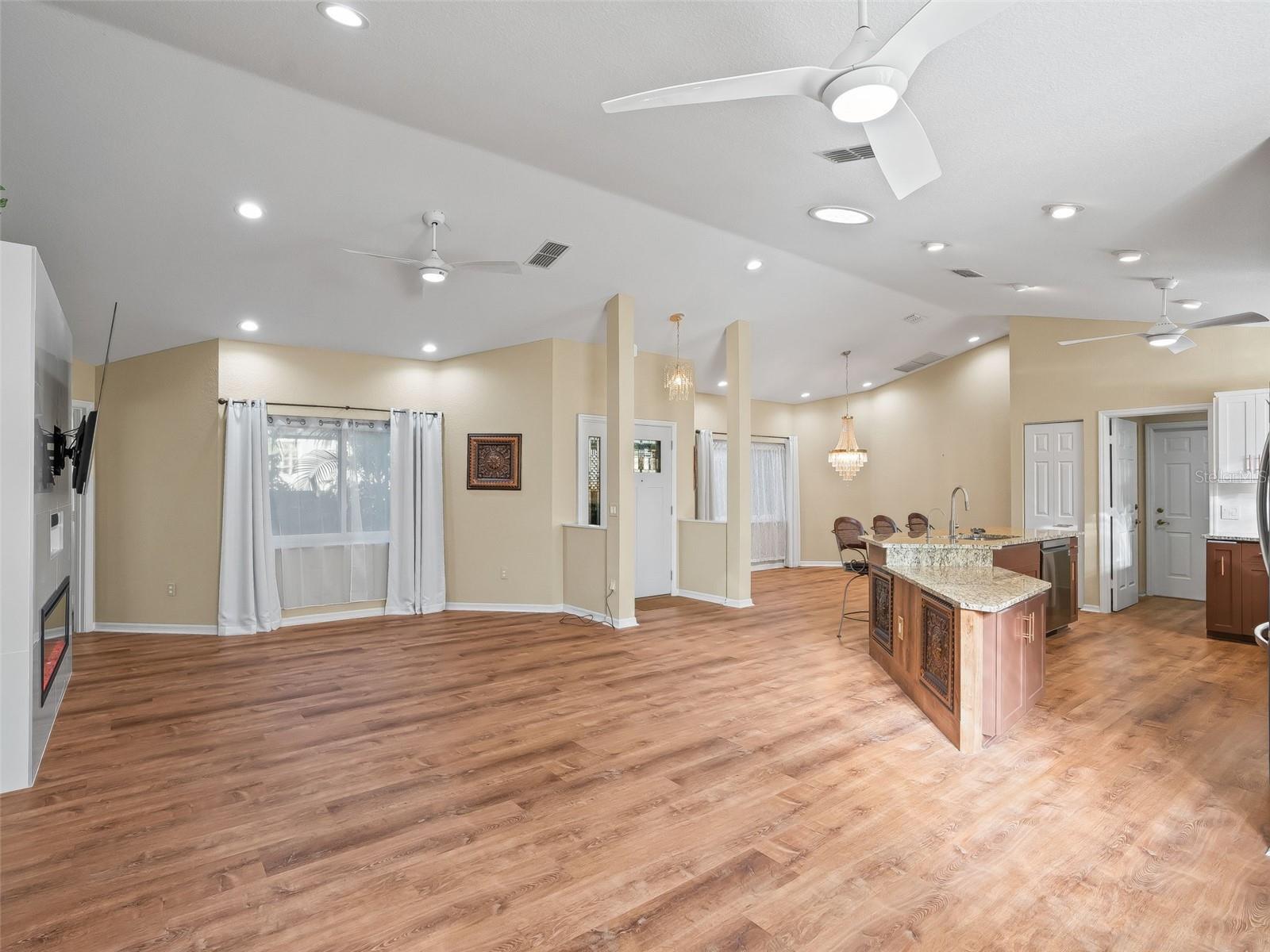 STONECREST - Residential