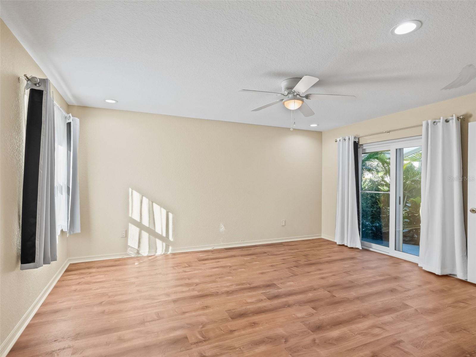 STONECREST - Residential