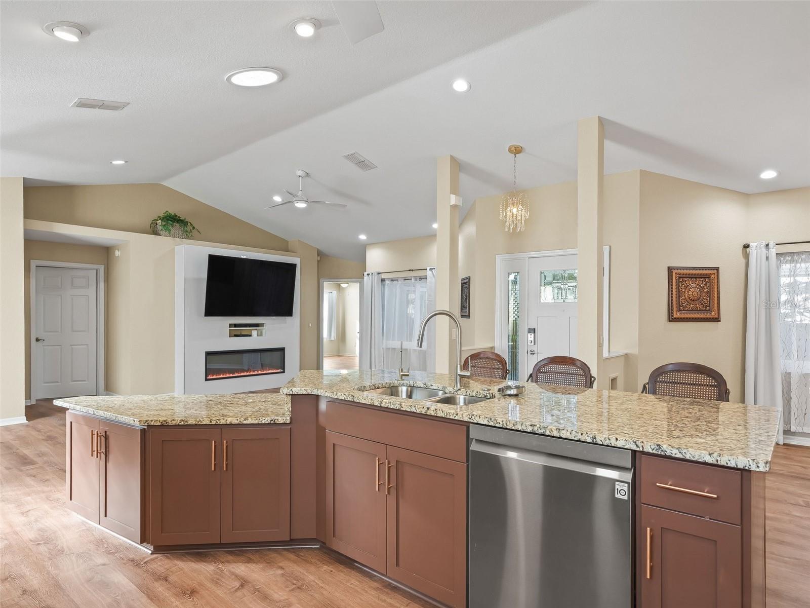 STONECREST - Residential